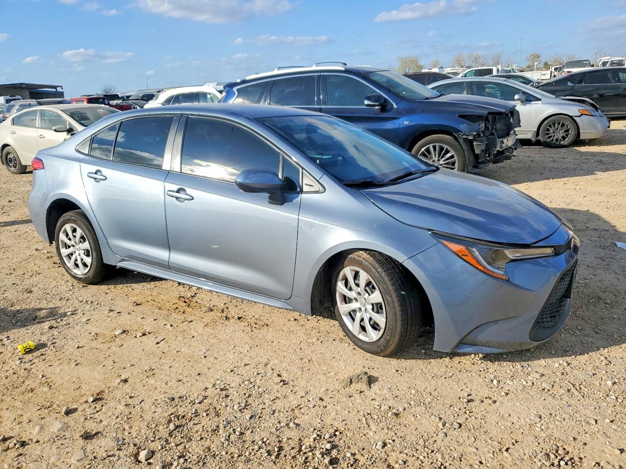 2020 TOYOTA COROLLA LE photo 4