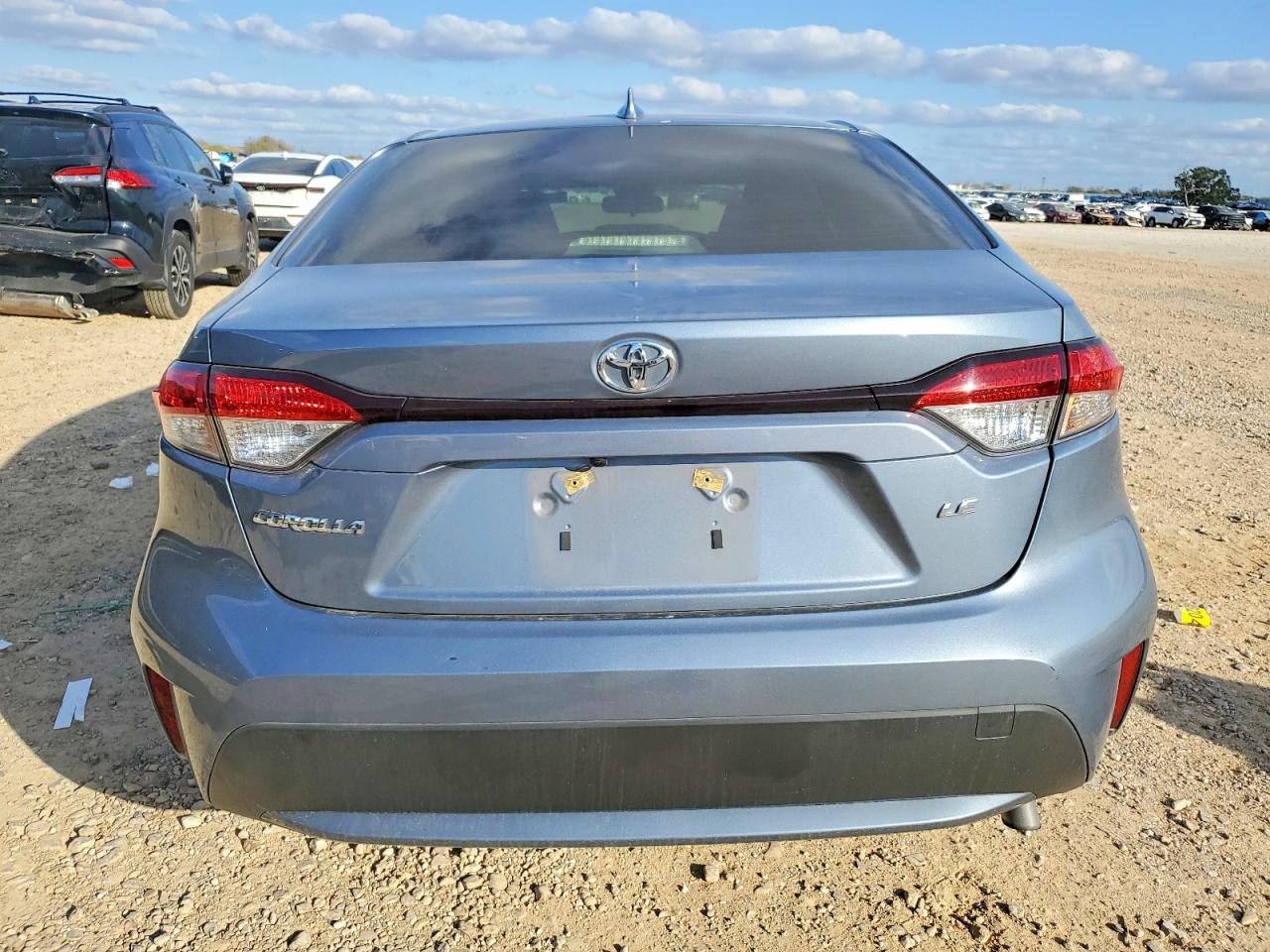 2020 TOYOTA COROLLA LE photo 6