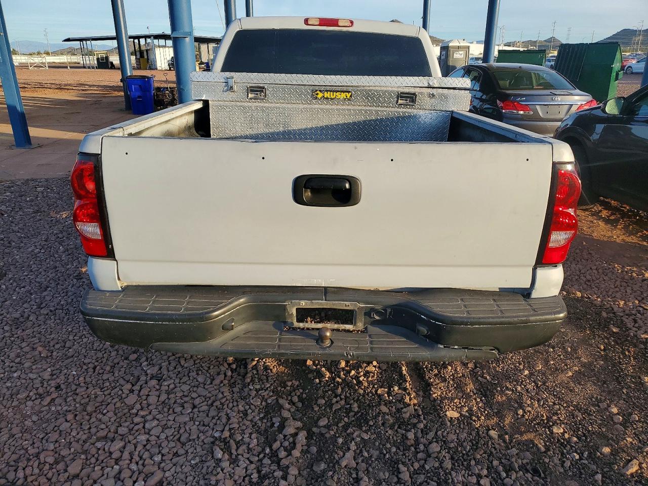 2007 CHEVROLET SILVERADO K1500 CLASSIC photo 10