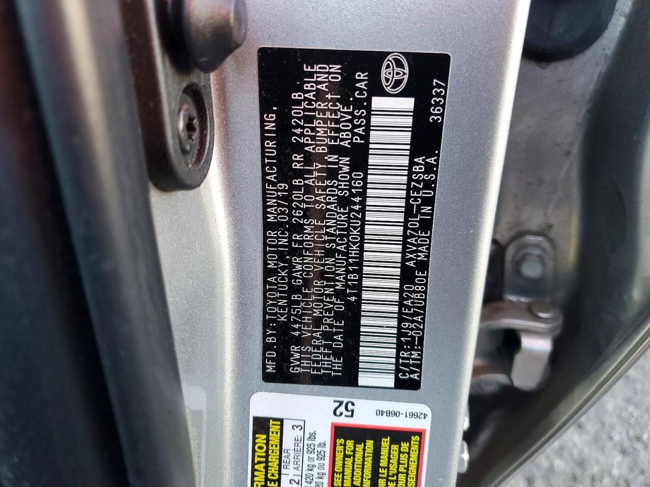2019 TOYOTA CAMRY L photo 12