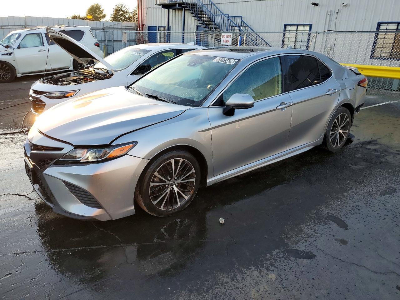 2019 TOYOTA CAMRY