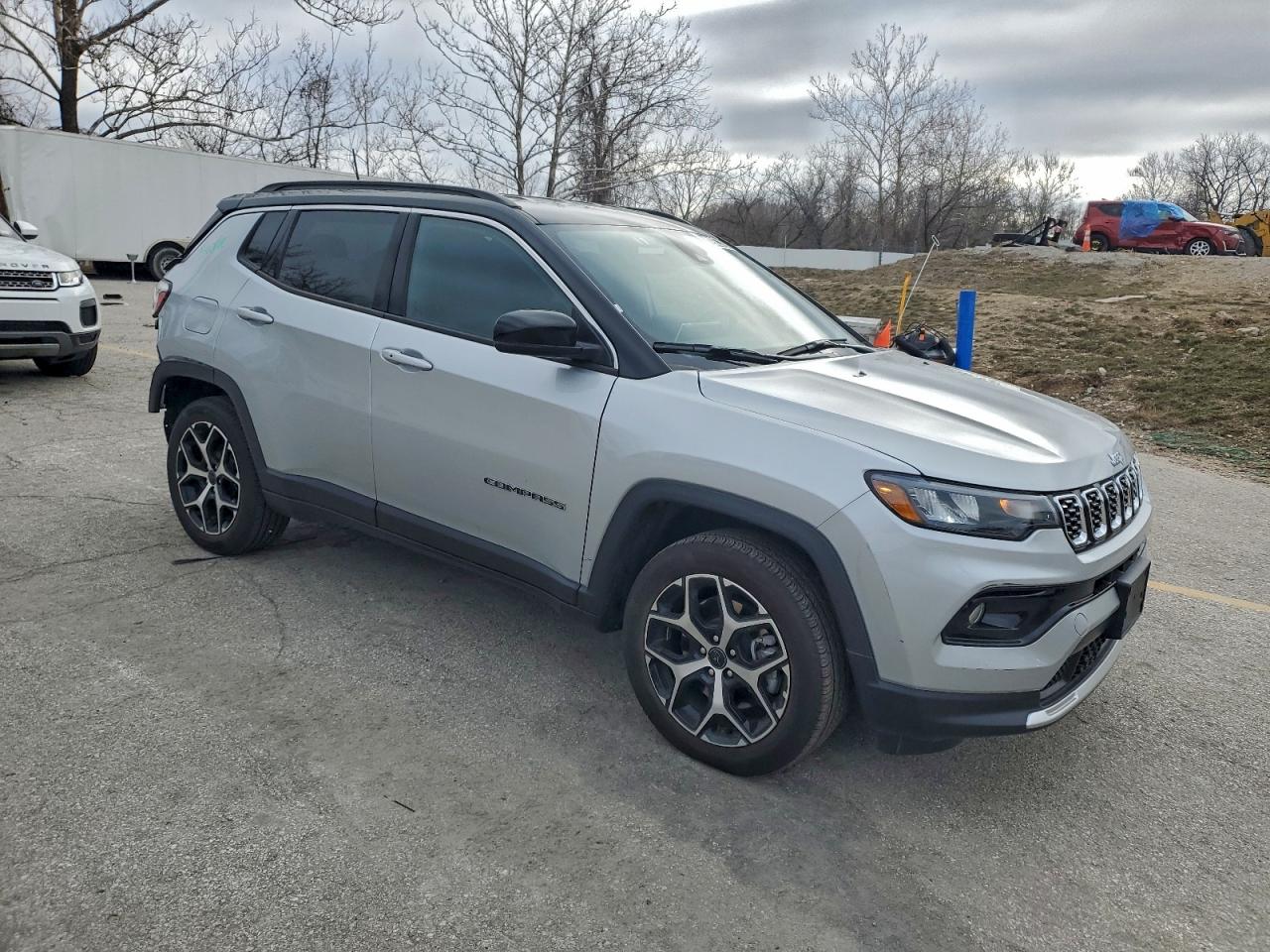 2025 JEEP COMPASS LIMITED photo 4
