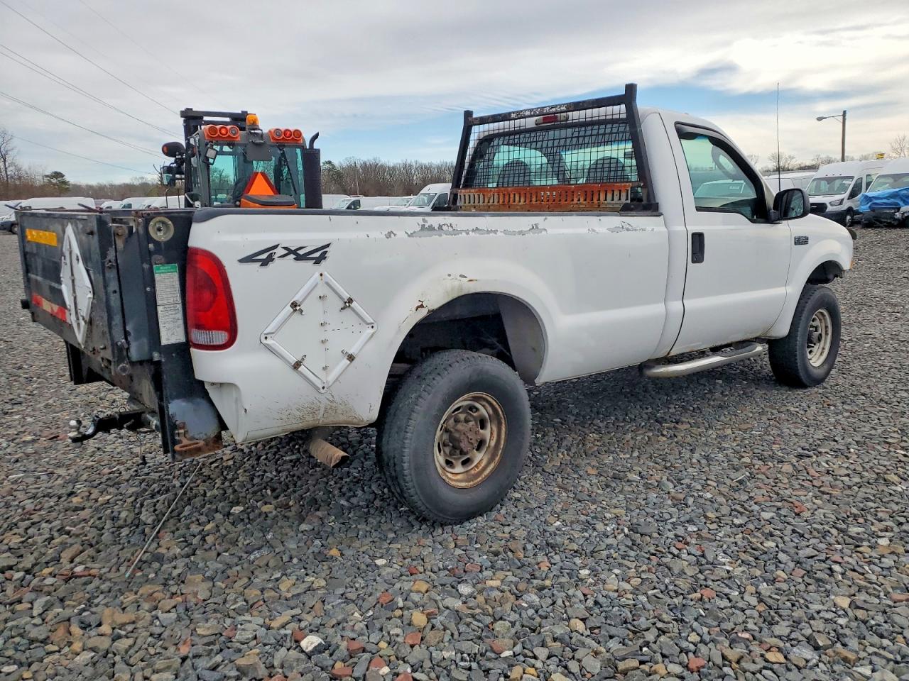 2003 FORD F350 SRW SUPER DUTY photo 3