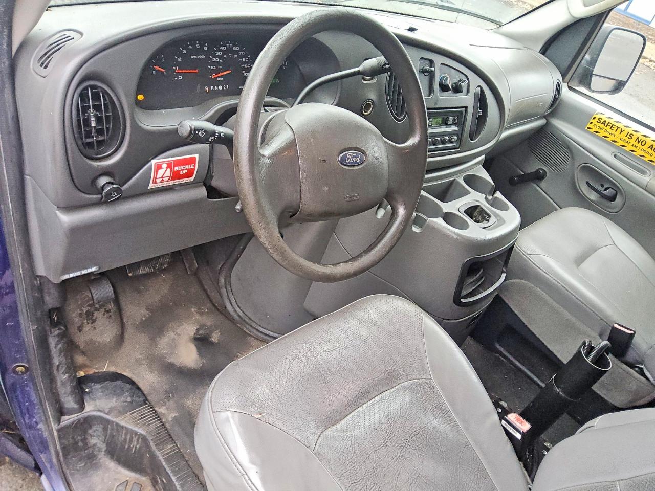 2005 FORD ECONOLINE E250 VAN photo 15