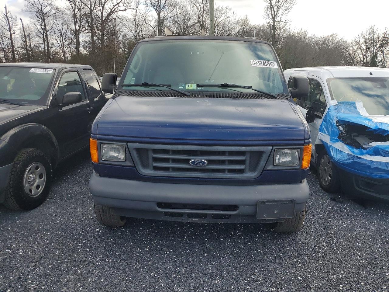 2005 FORD ECONOLINE E250 VAN photo 9