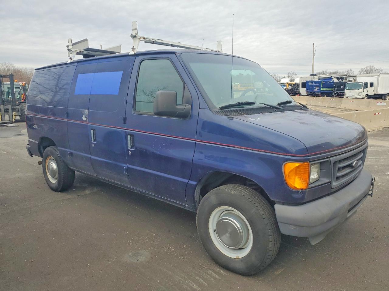 2005 FORD E250 UTILITY / SERVICE VAN photo 4
