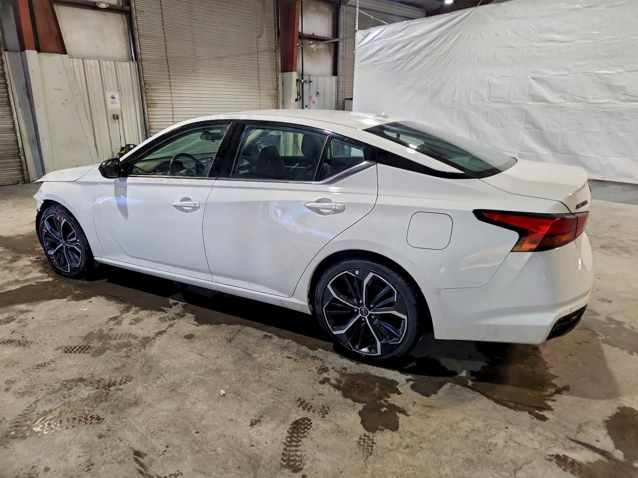 2024 NISSAN ALTIMA SR photo 2