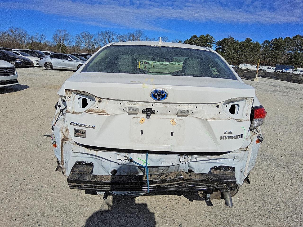 2024 TOYOTA COROLLA LE photo 6