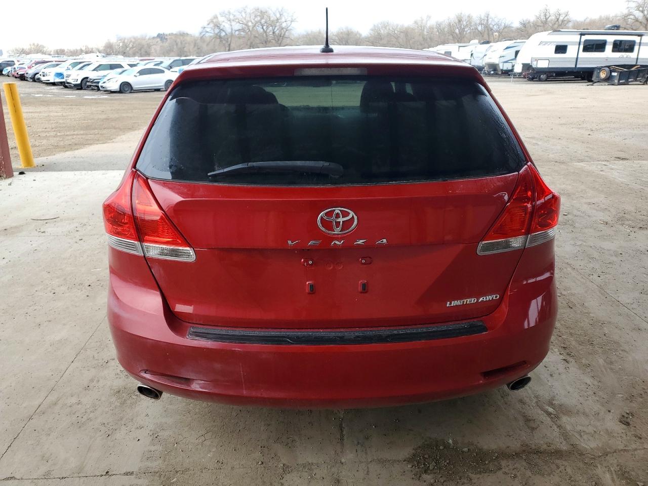 2012 TOYOTA VENZA LE photo 6