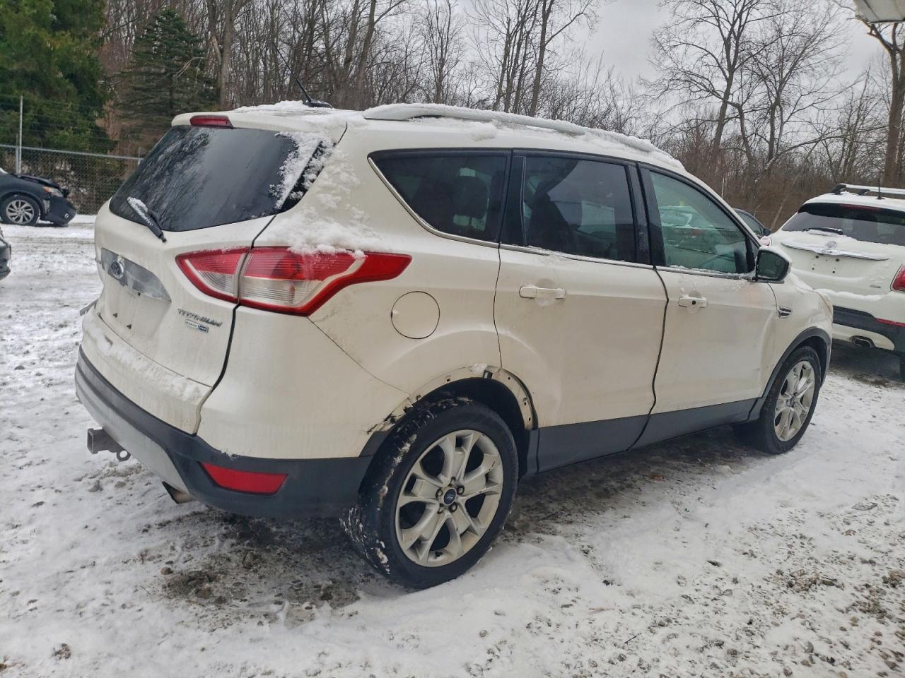 2016 FORD ESCAPE TITANIUM photo 3