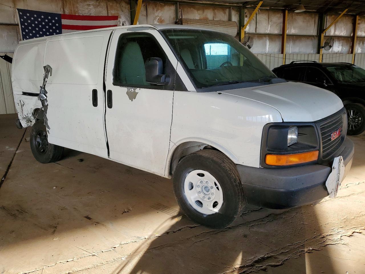 2012 GMC SAVANA G2500 photo 7