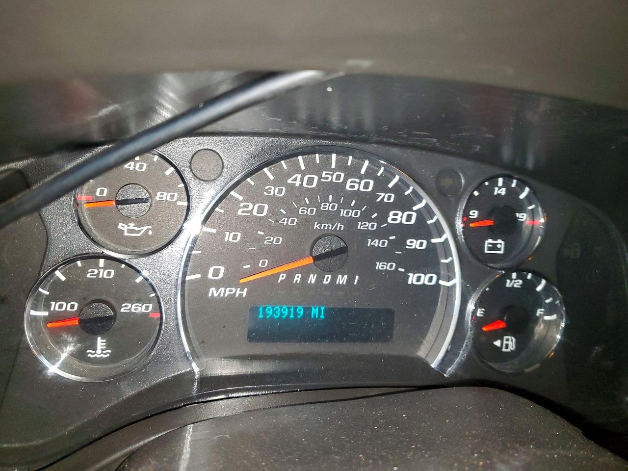2012 GMC SAVANA G2500 photo 17