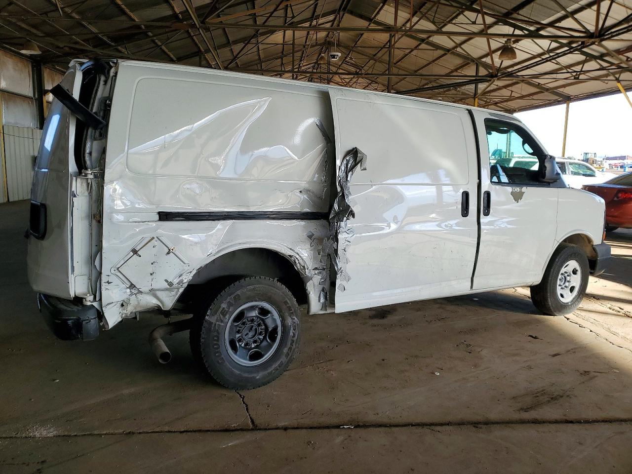 2012 GMC SAVANA G2500 photo 5