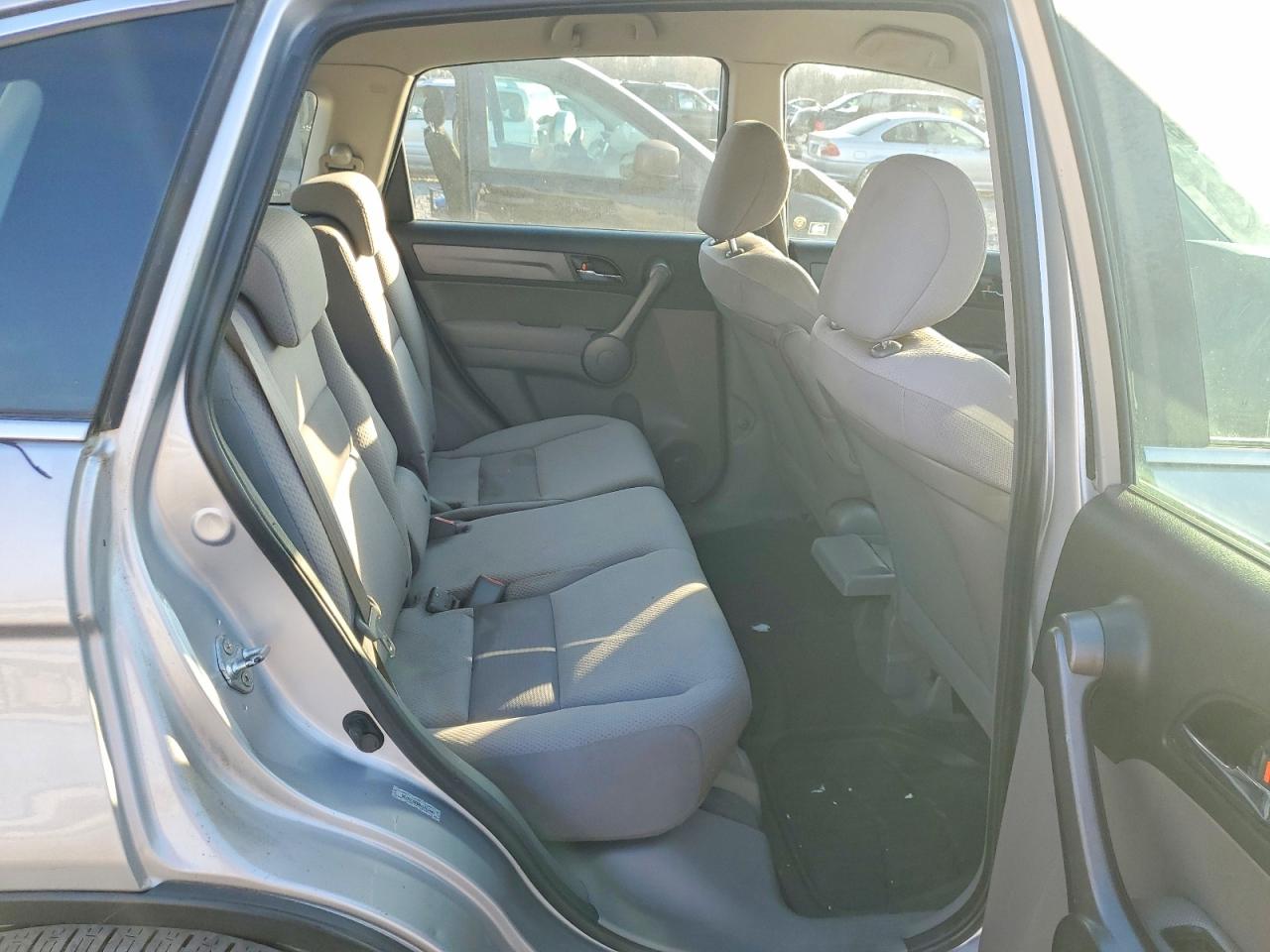 2009 HONDA CR-V LX photo 11