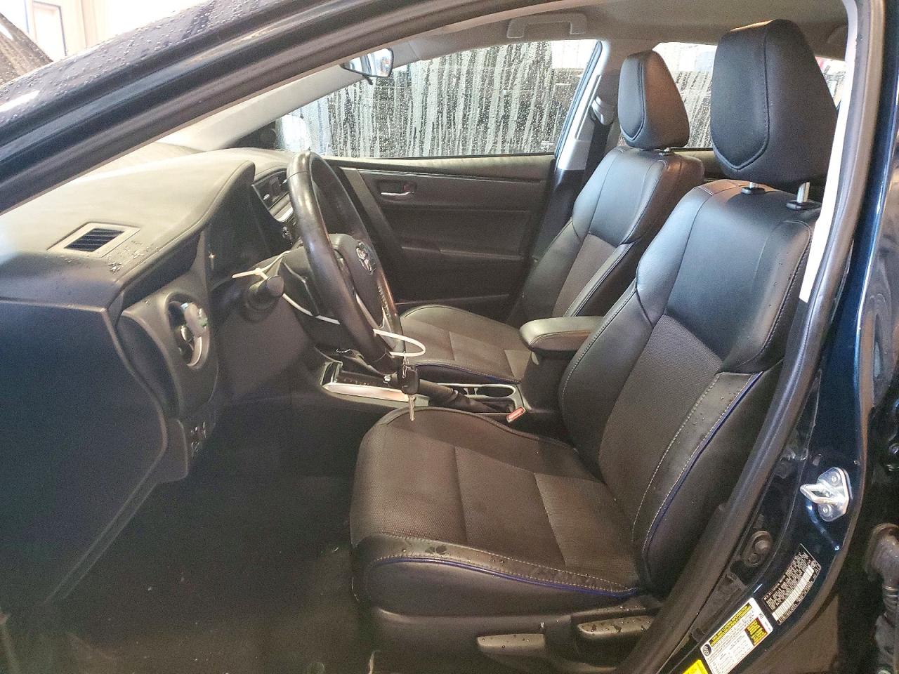 2017 TOYOTA COROLLA L photo 7