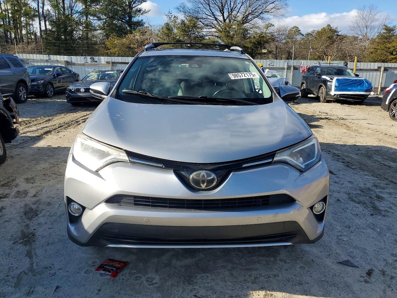 2016 TOYOTA RAV4 XLE photo 5