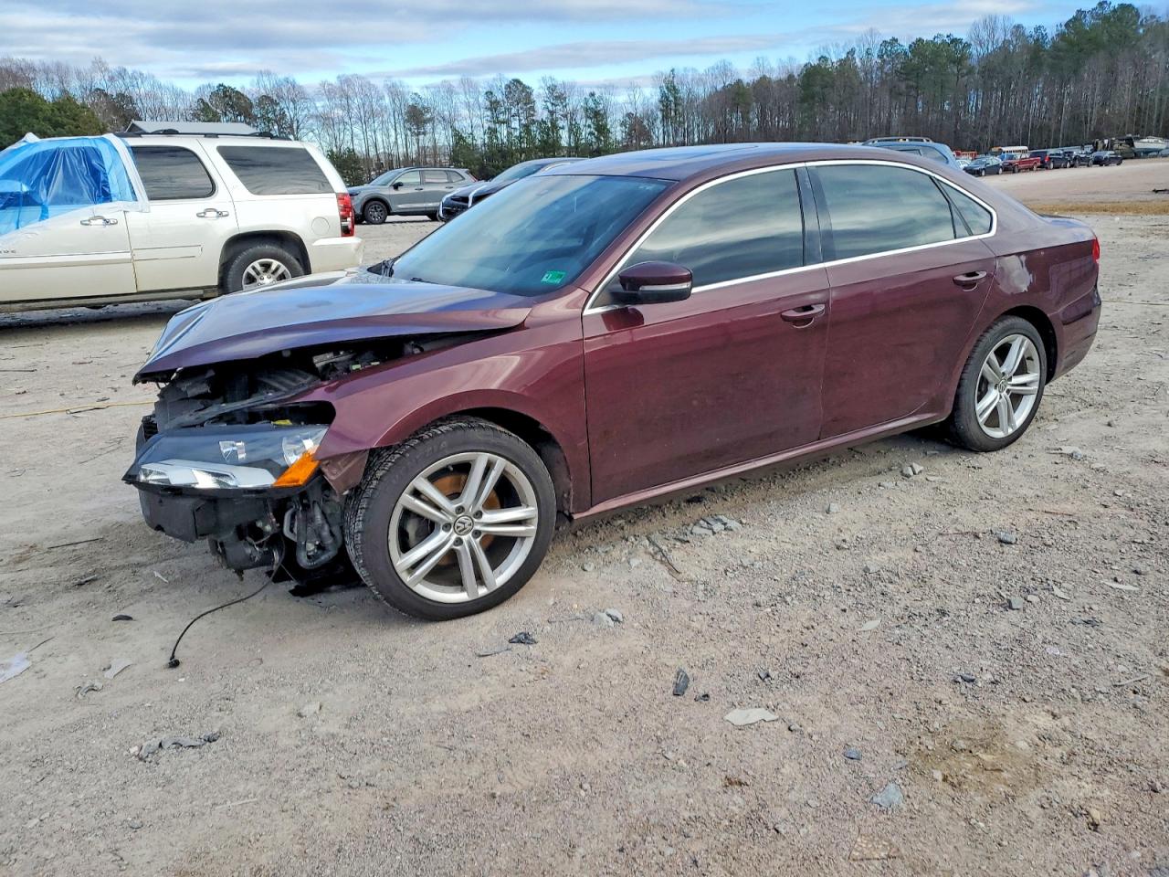 2014 VOLKSWAGEN PASSAT