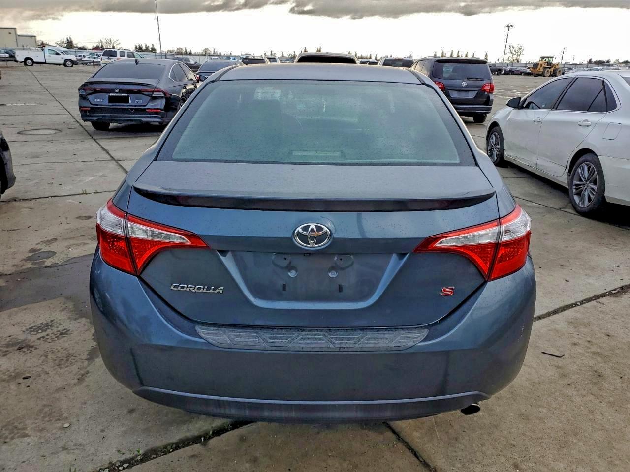 2016 TOYOTA COROLLA L photo 6