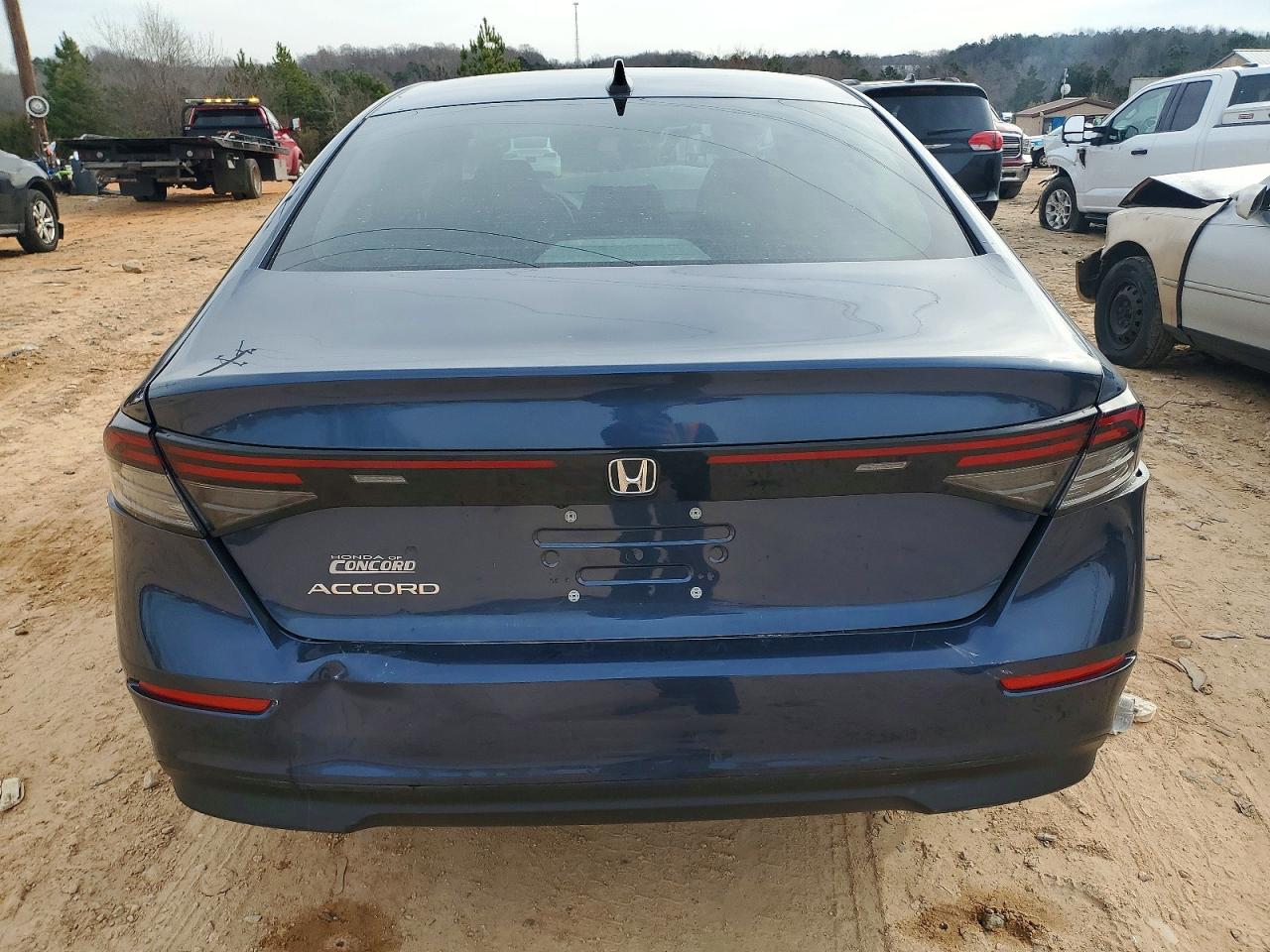 2025 HONDA ACCORD SE photo 6