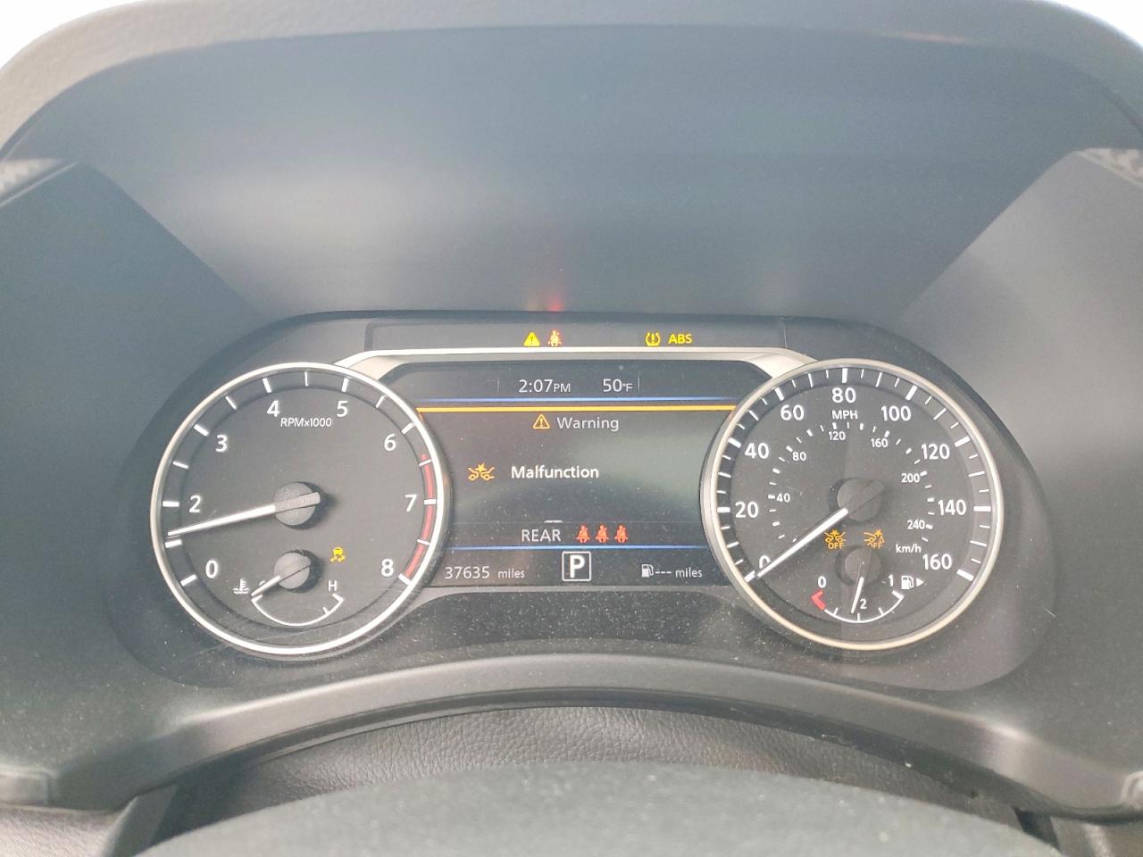 2023 NISSAN SENTRA SR photo 9