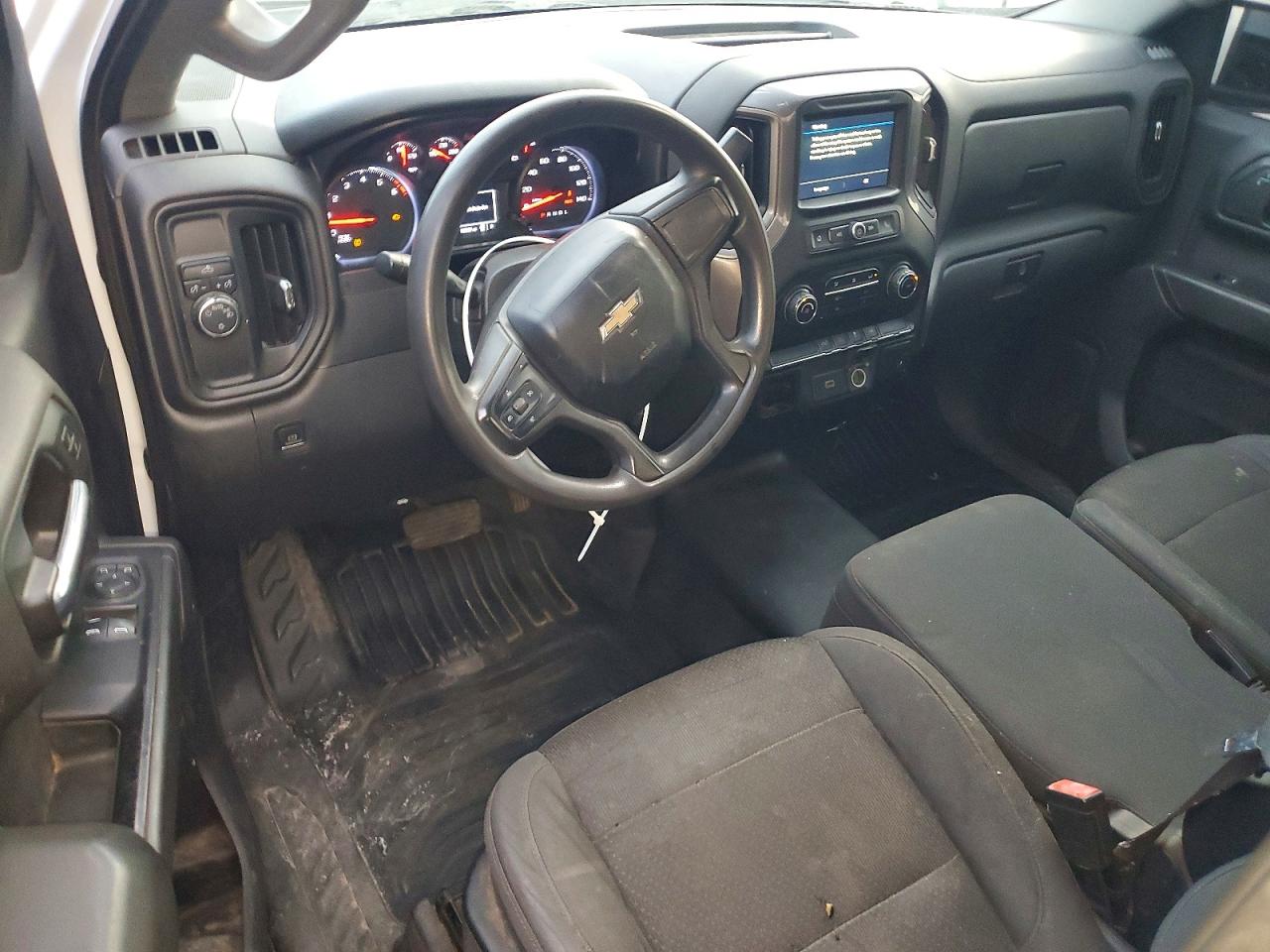 2019 CHEVROLET SILVERADO C1500 photo 8