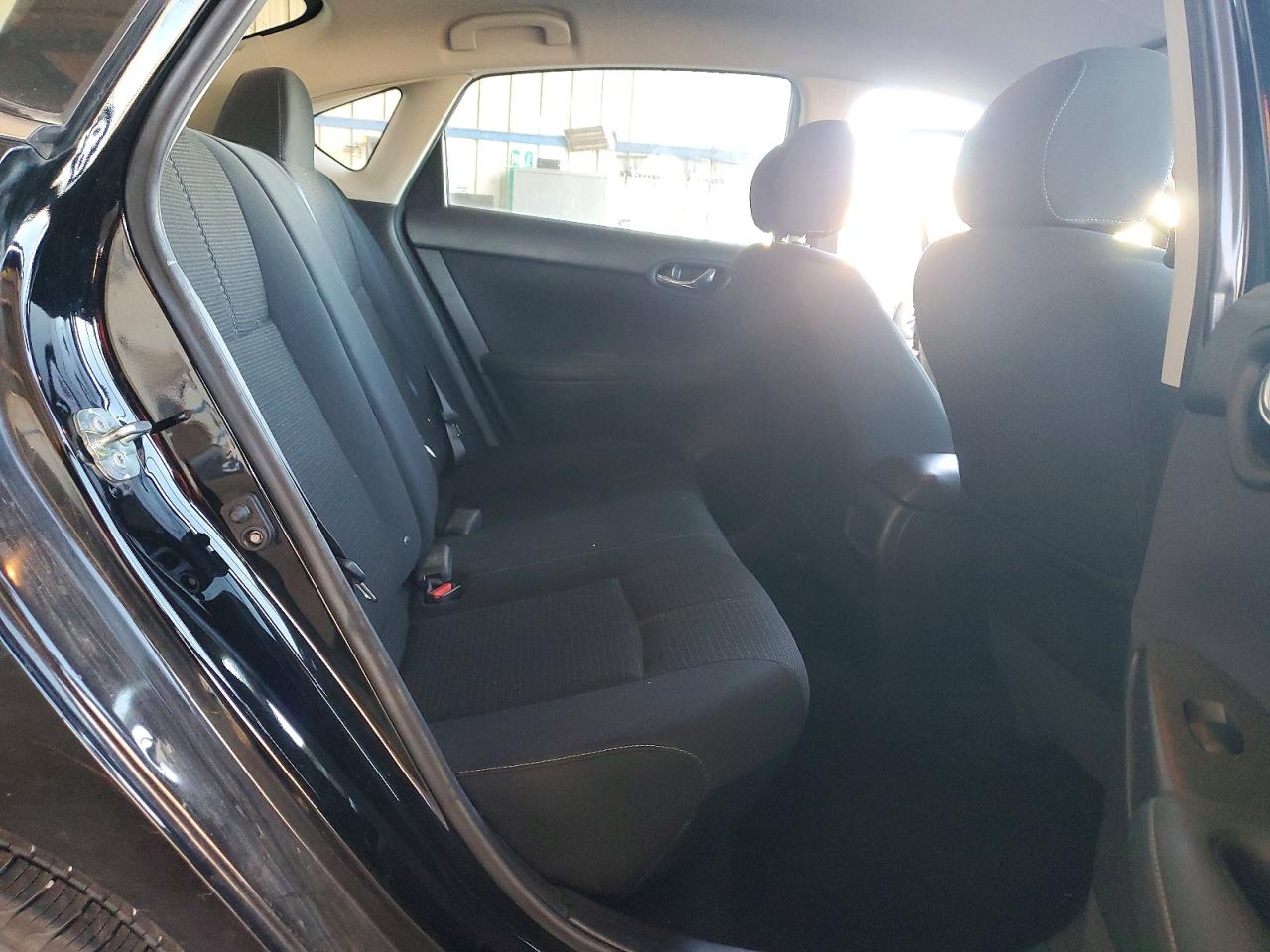 2017 NISSAN SENTRA S photo 10