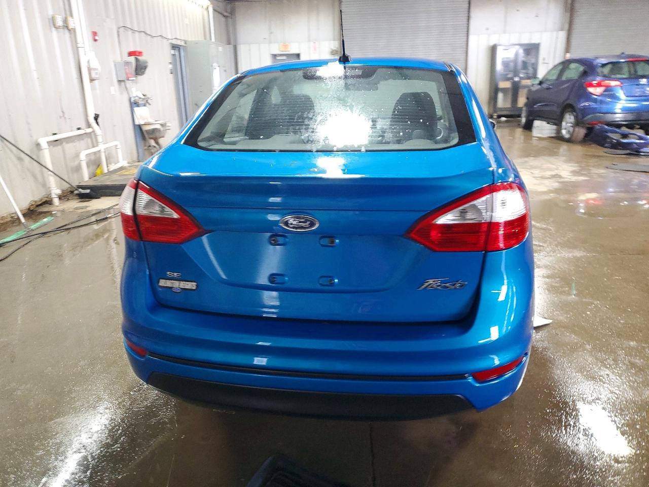 2015 FORD FIESTA SE photo 6
