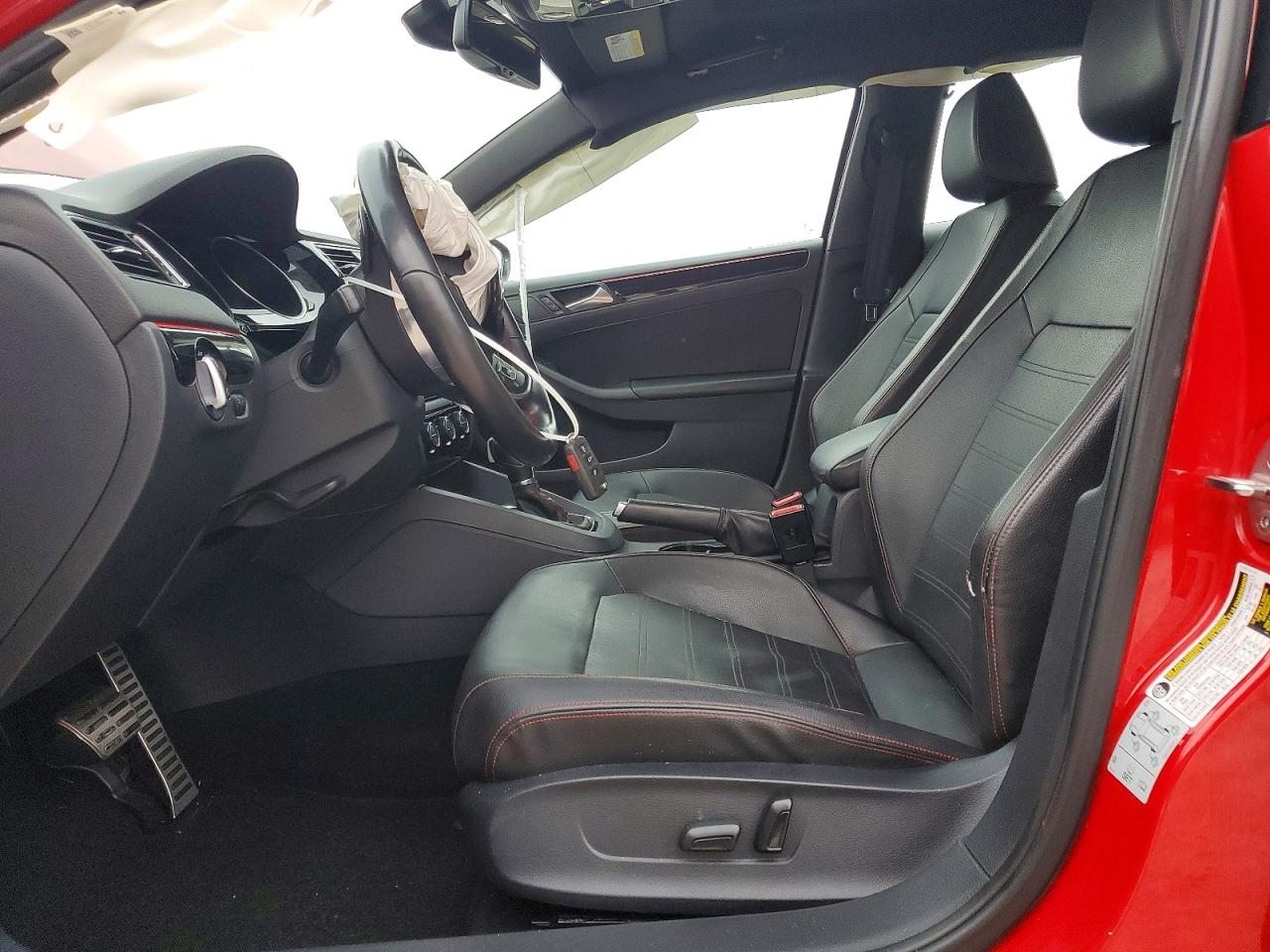 2016 VOLKSWAGEN JETTA GLI photo 7