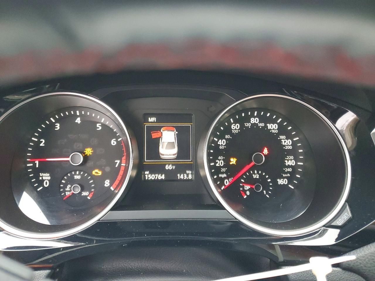 2016 VOLKSWAGEN JETTA GLI photo 9