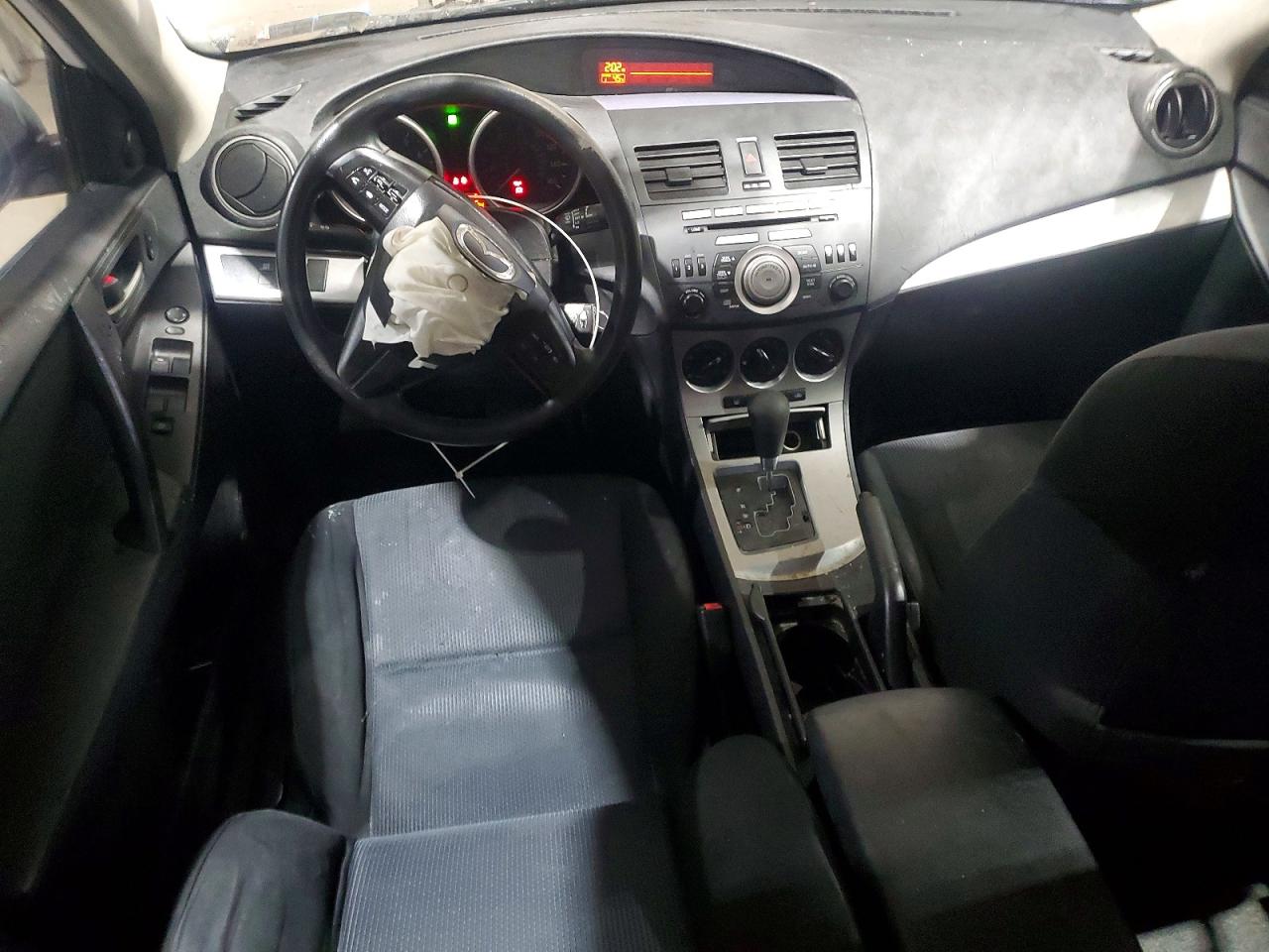 2010 MAZDA 3 I photo 8