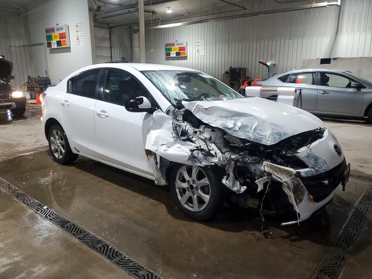 2010 MAZDA 3 I photo 4
