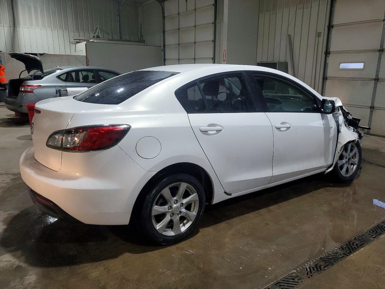 2010 MAZDA 3 I photo 3