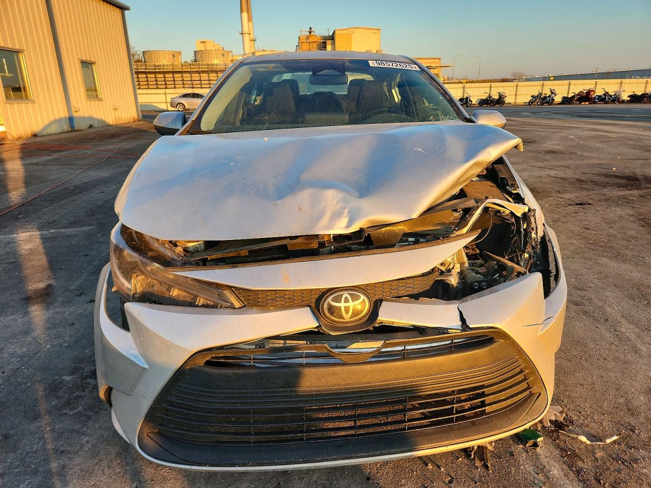 2024 TOYOTA COROLLA LE photo 9