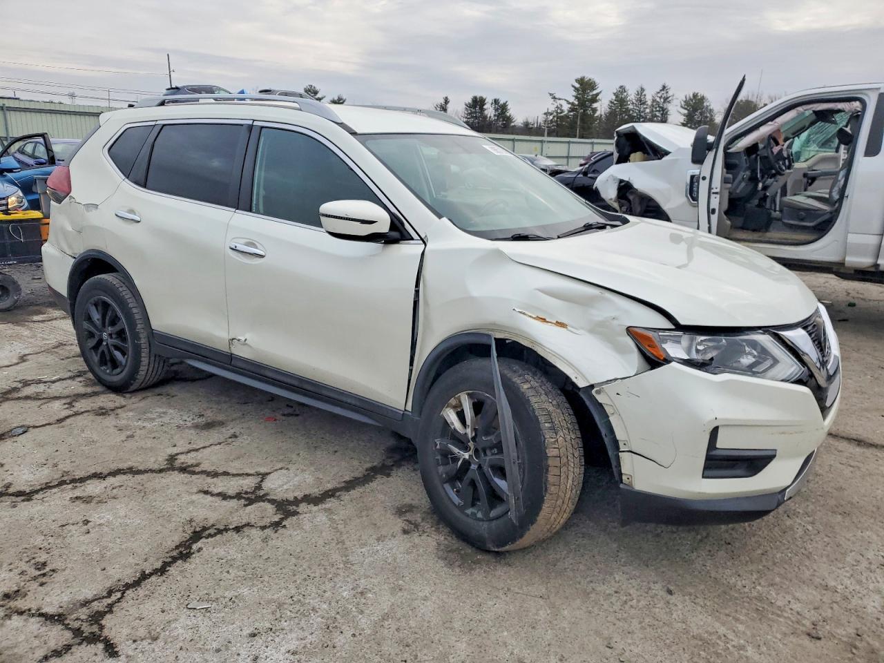 2018 NISSAN ROGUE S photo 7