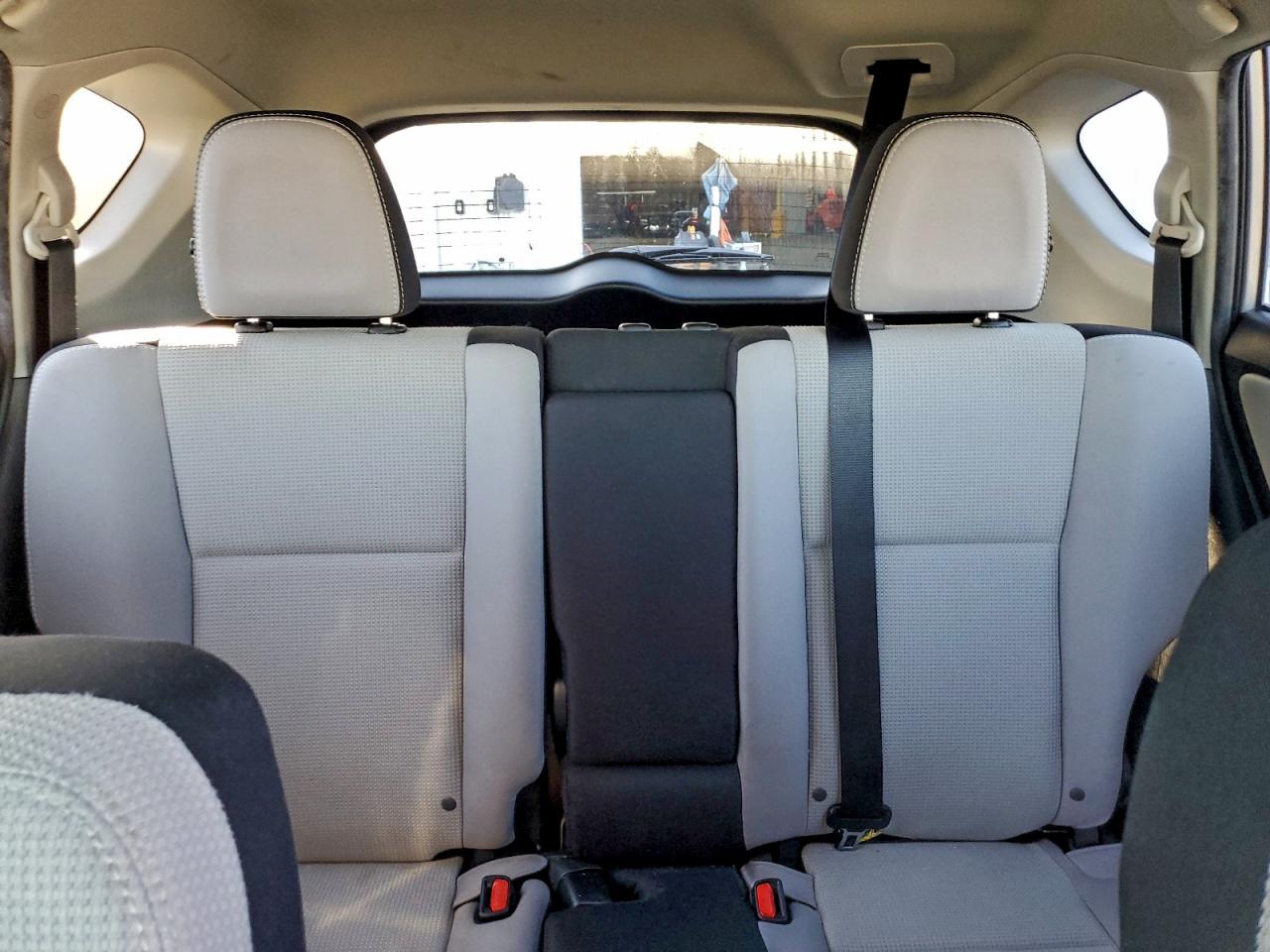 2017 TOYOTA RAV4 XLE photo 10