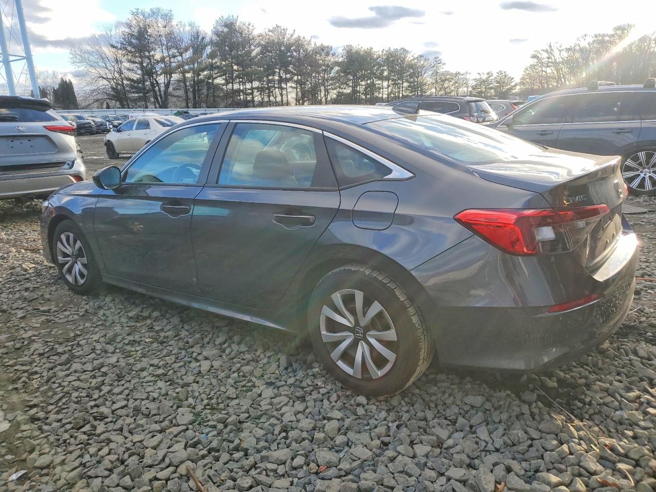 2022 HONDA CIVIC LX photo 2