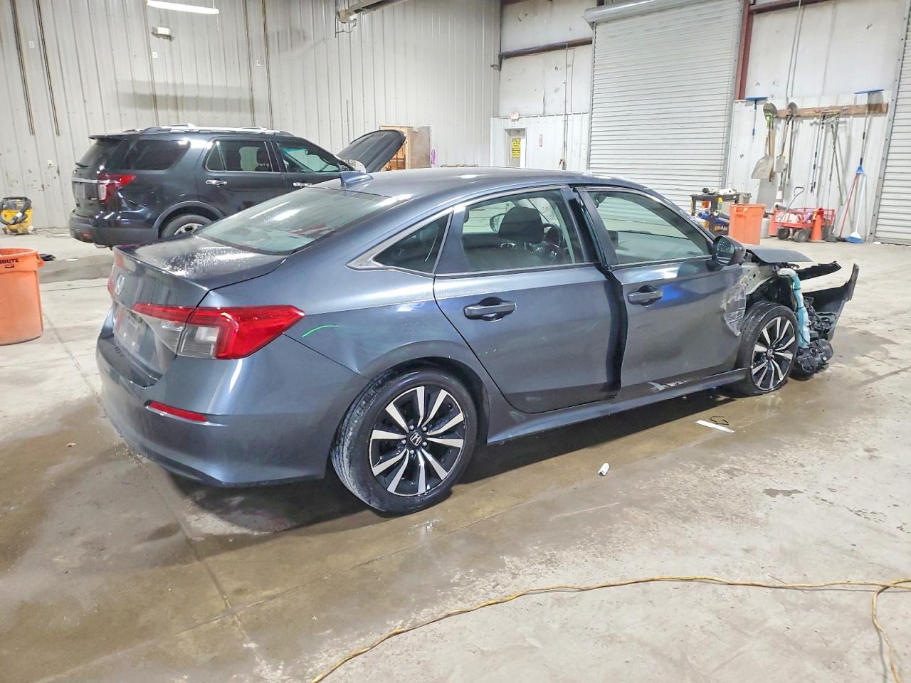 2022 HONDA CIVIC EX photo 3