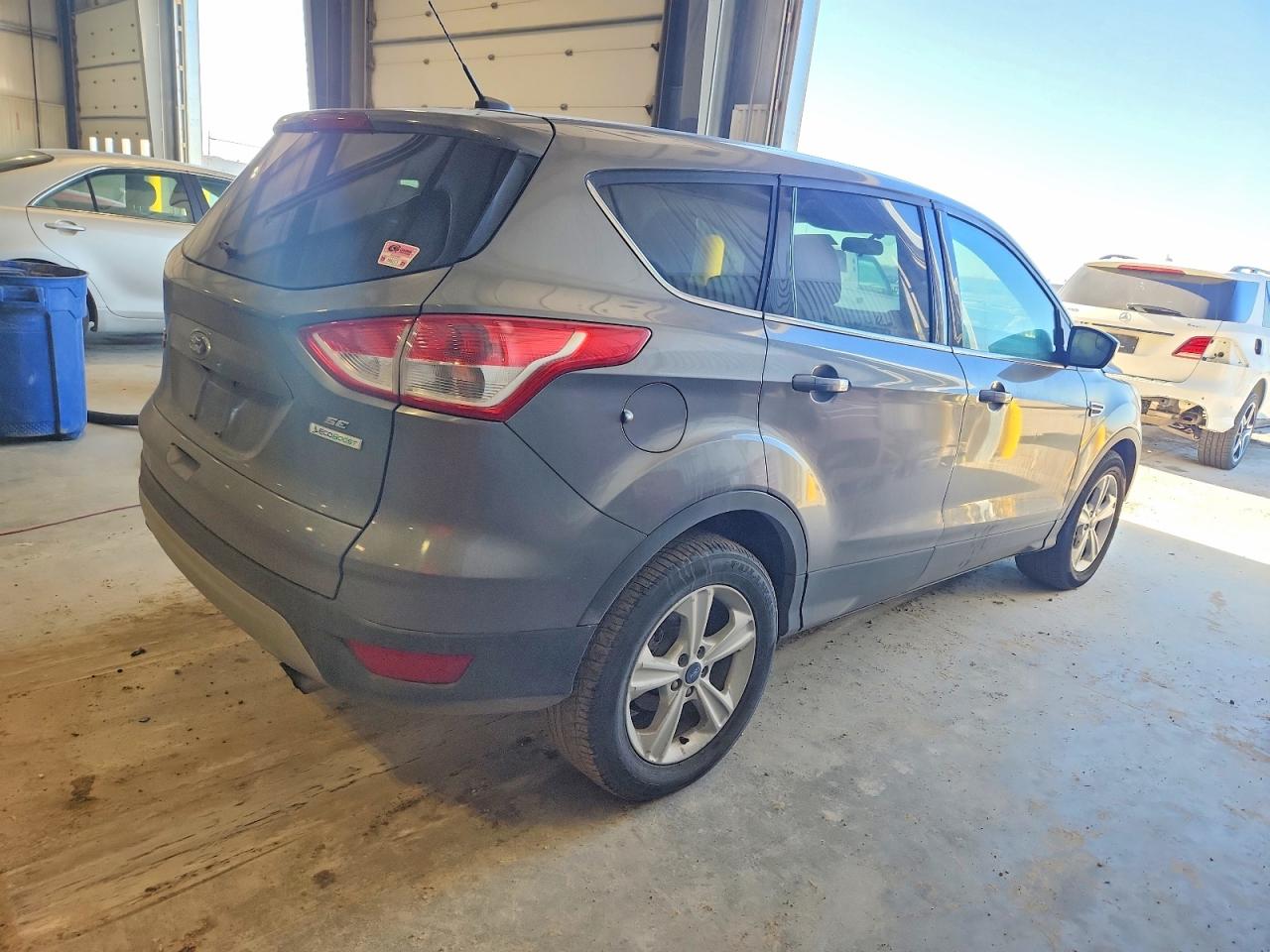 2014 FORD ESCAPE SE photo 5