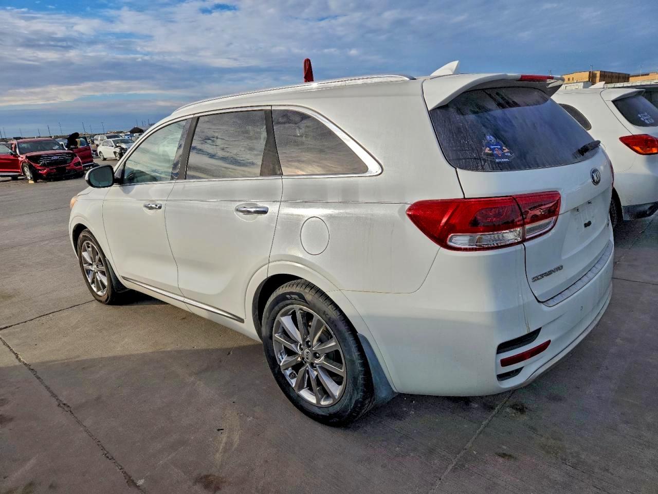 2016 KIA SORENTO SX photo 2