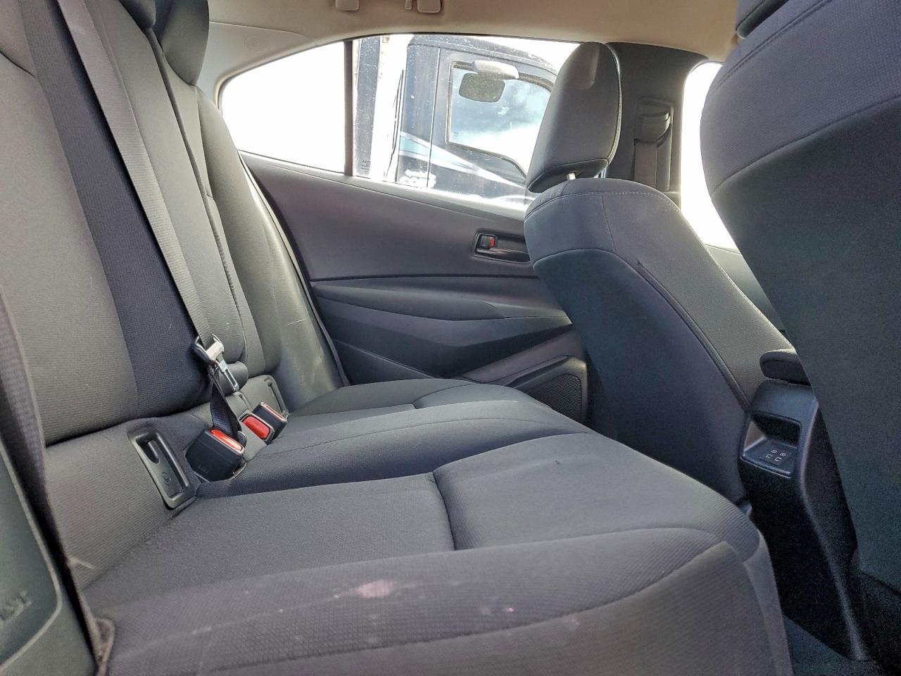 2024 TOYOTA COROLLA LE photo 10