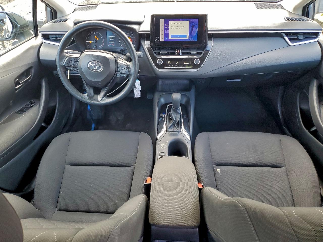 2024 TOYOTA COROLLA LE photo 8