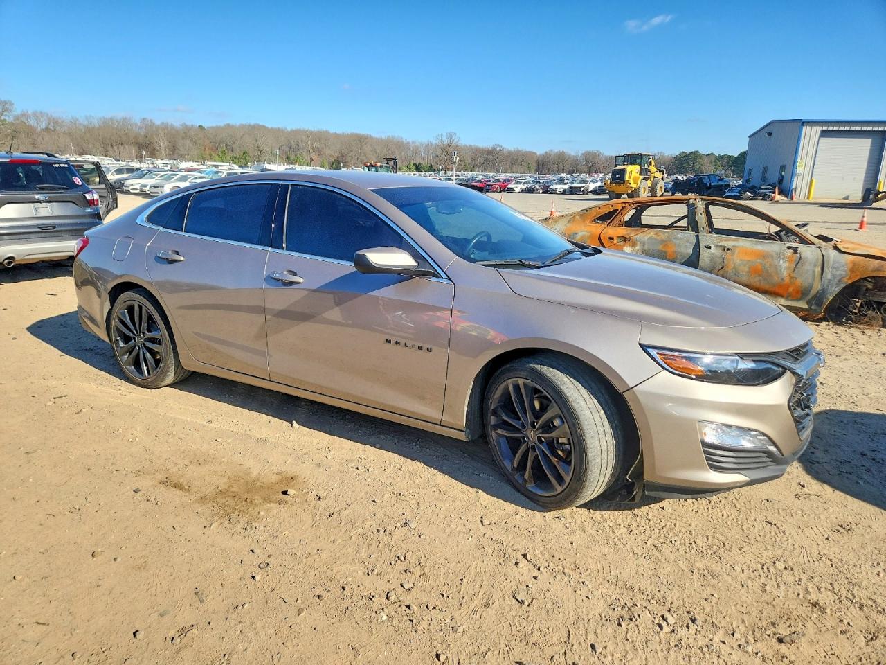 2022 CHEVROLET MALIBU LT photo 4