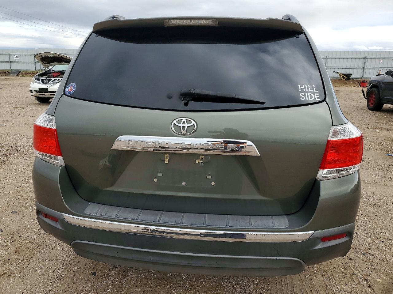 2012 TOYOTA HIGHLANDER BASE photo 6