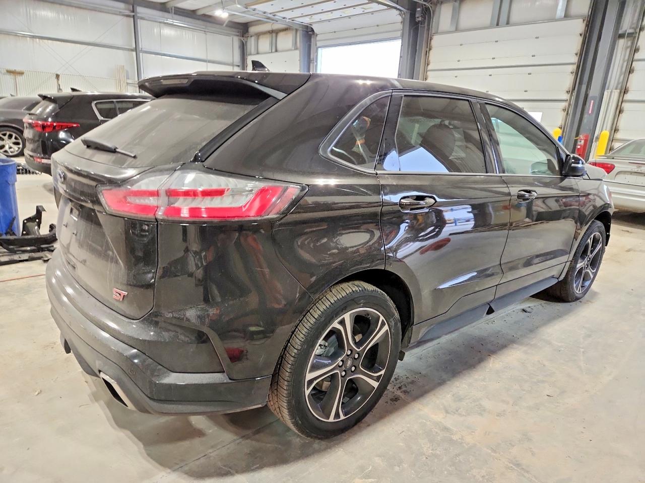 2019 FORD EDGE ST photo 3