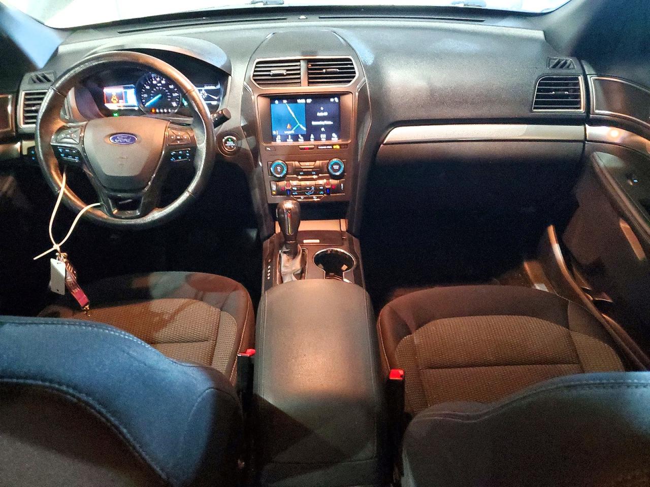 2019 FORD EXPLORER XLT photo 15