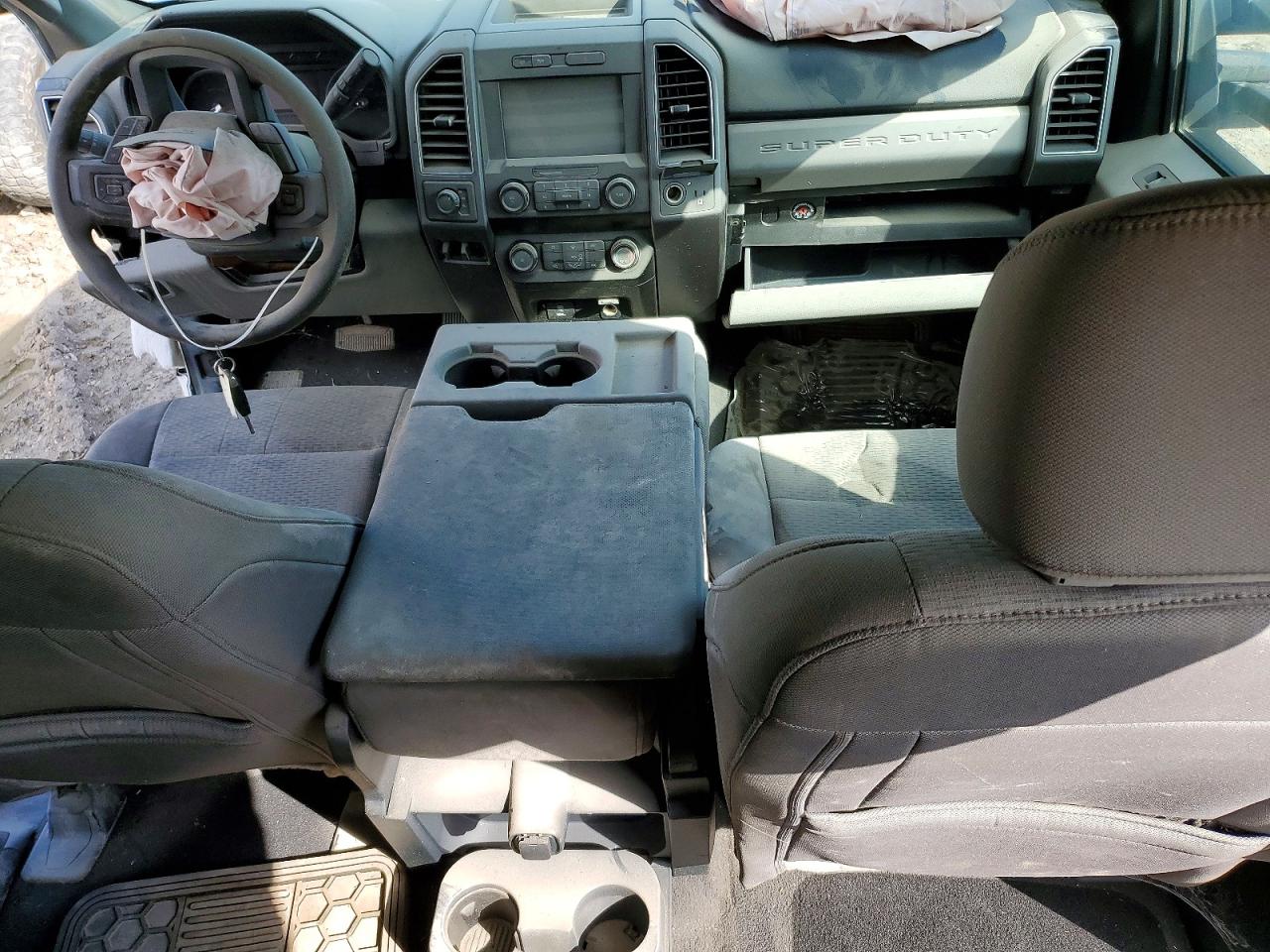 2021 FORD F350 SUPER DUTY TRUCK CAB AND CHASSIS photo 15