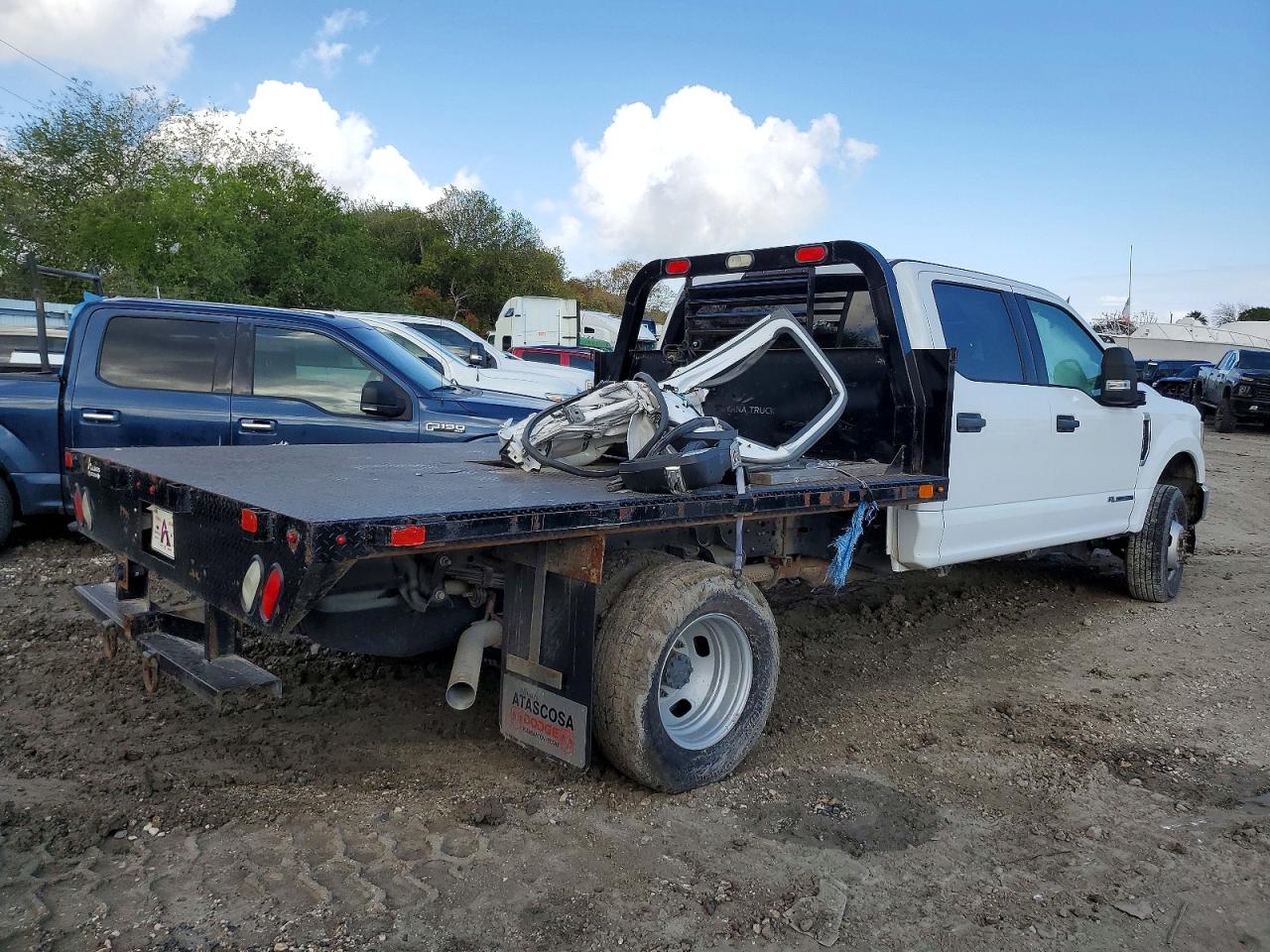 2021 FORD F350 SUPER DUTY TRUCK CAB AND CHASSIS photo 5