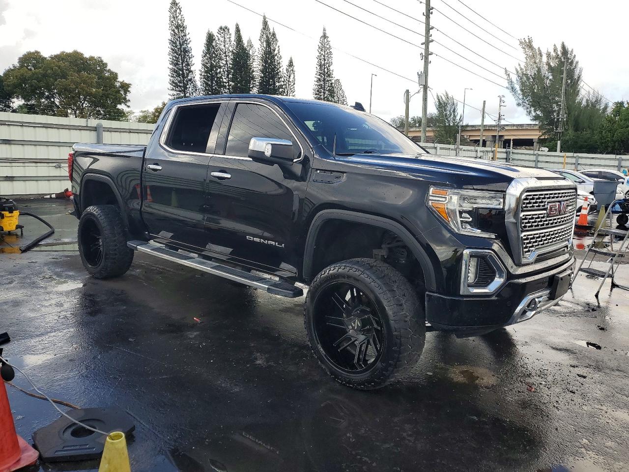 2021 GMC SIERRA K1500 DENALI photo 4