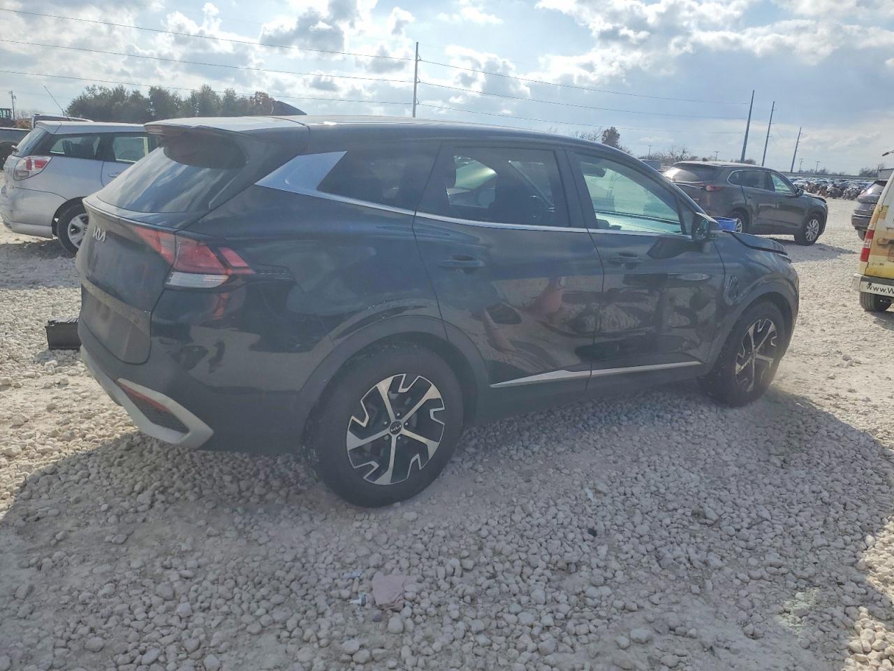 2023 KIA SPORTAGE EX photo 3