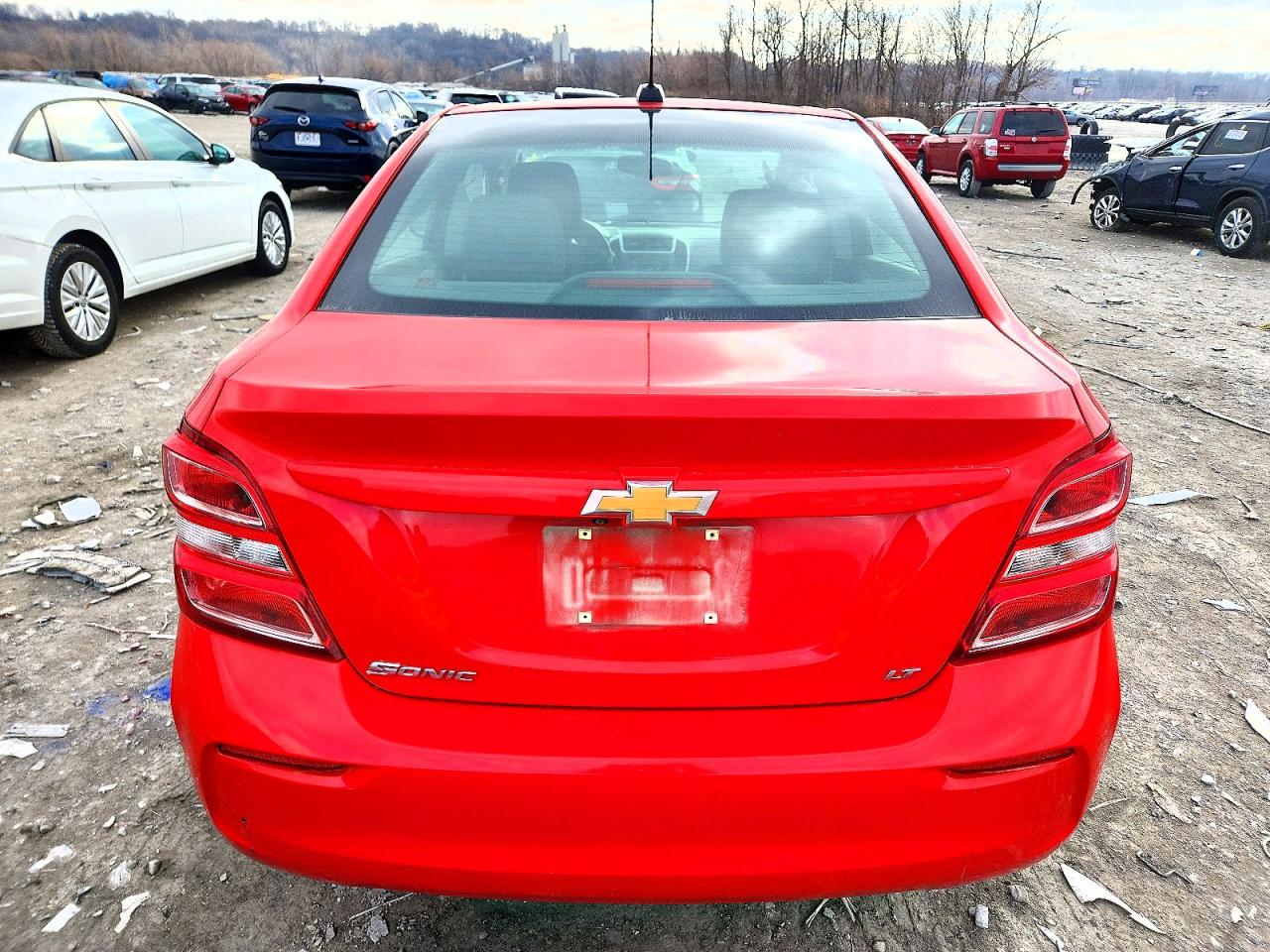 2017 CHEVROLET SONIC LT photo 6